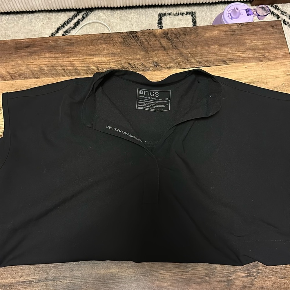Black Rafaela figs top size xs